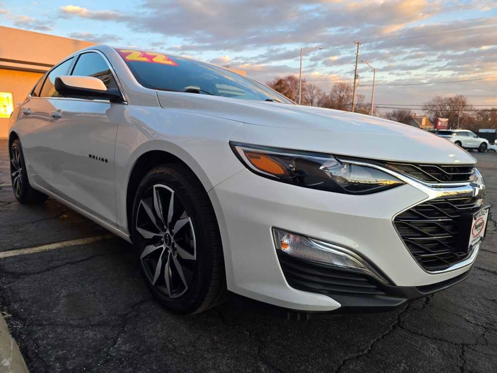 Used 2022 Chevrolet Malibu RS image 6