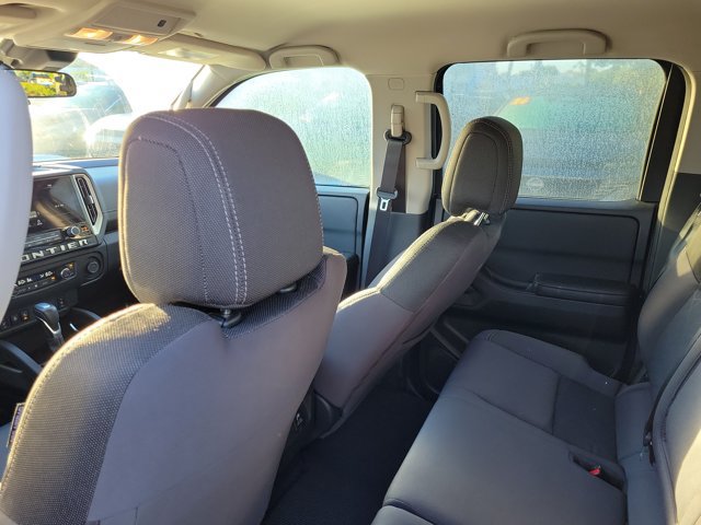 Used 2025 Nissan Frontier SV w/ SV Convenience Package RWD image 10
