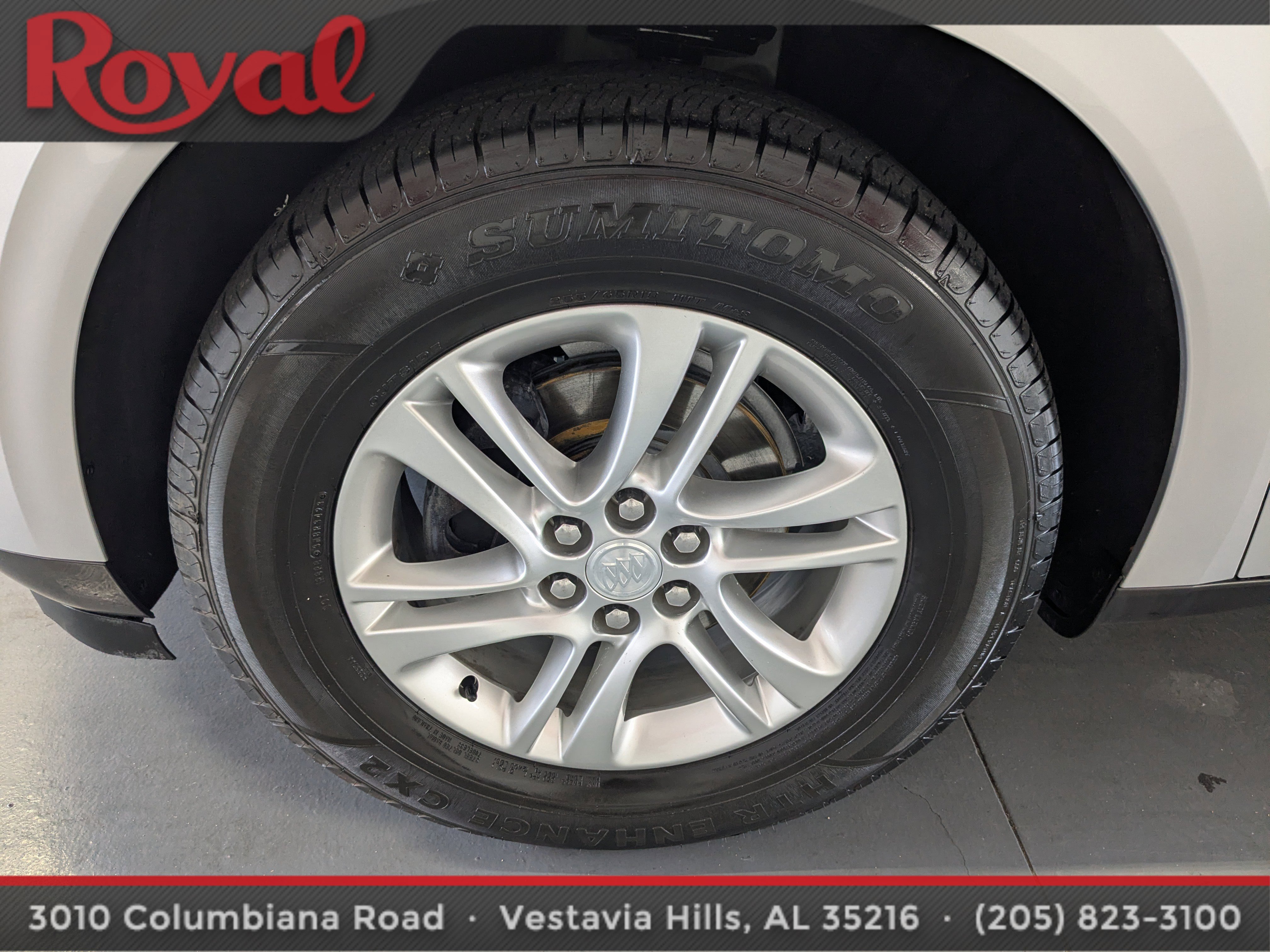 Used 2018 Buick Enclave Essence FWD image 29