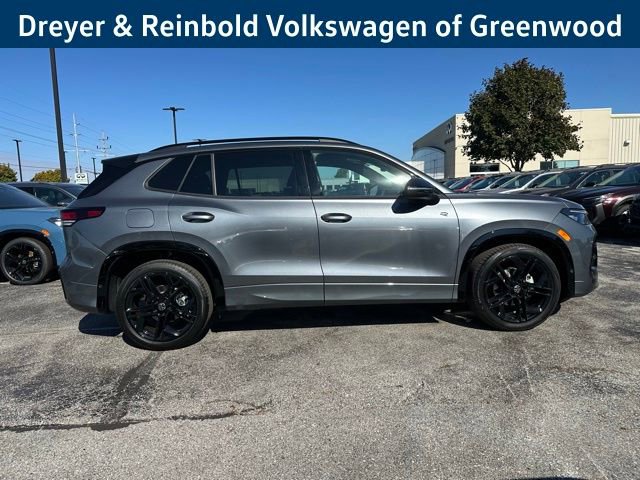 New 2026 Volkswagen Tiguan SE R-Line image 8