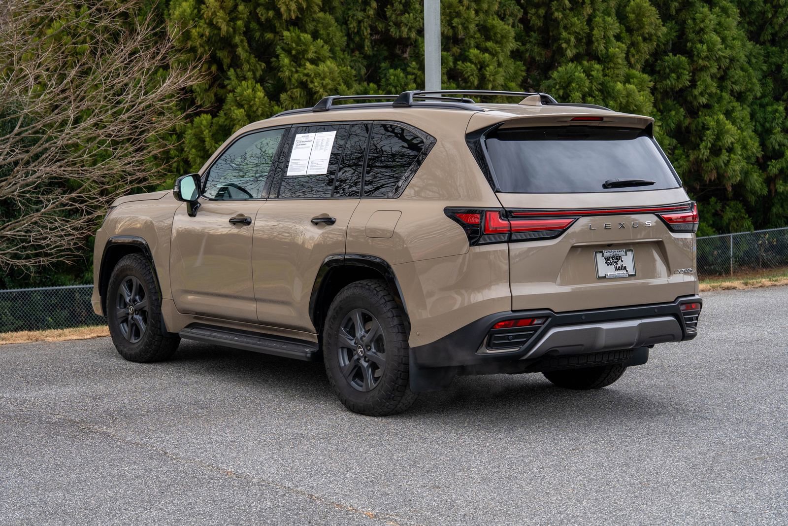 Used 2025 Lexus LX 700h Overtrail image 2