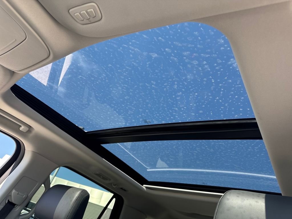 New 2025 Ford Expedition Active image 16