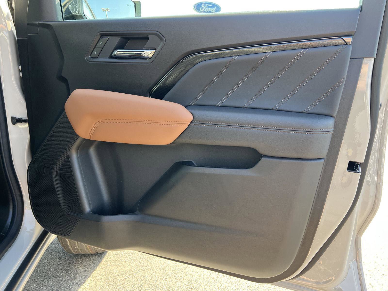 New 2026 GMC Canyon AT4 image 15