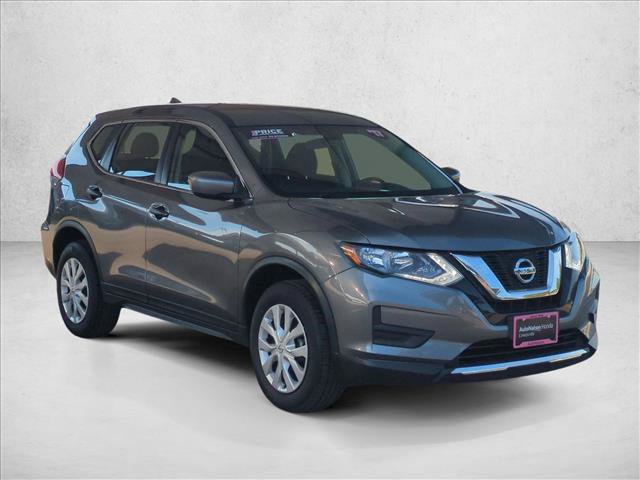 Used 2017 Nissan Rogue S AWD/4WD image 3