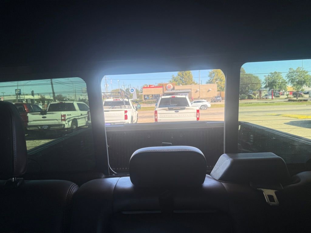 Used 2015 Ford F150 Platinum w/ Equipment Group 701A Luxury image 39