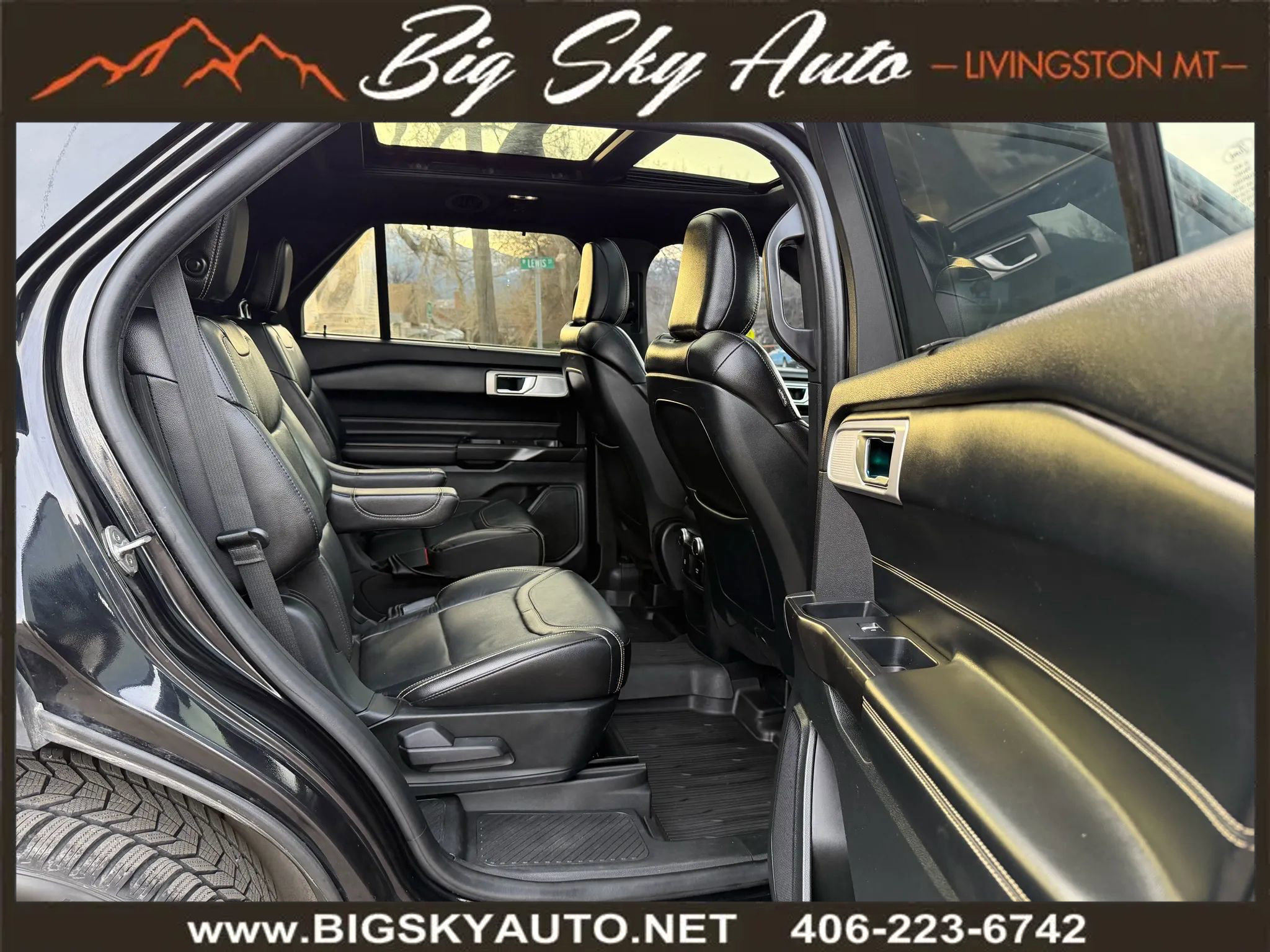 Used 2020 Ford Explorer ST w/ ST Street Pack image 22