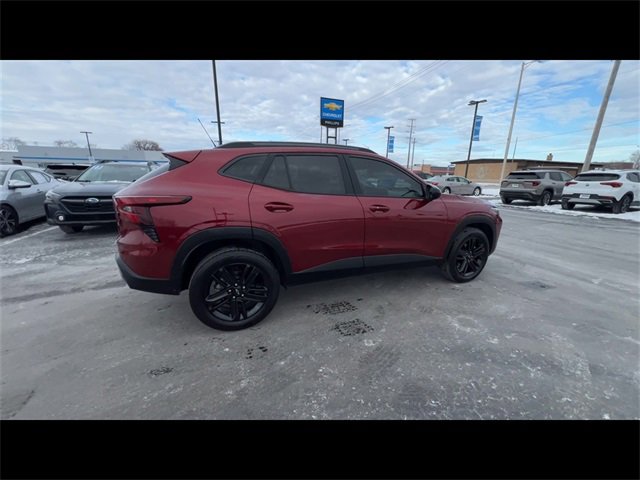 Certified 2024 Chevrolet Trax ACTIV w/ Driver Confidence Package image 8