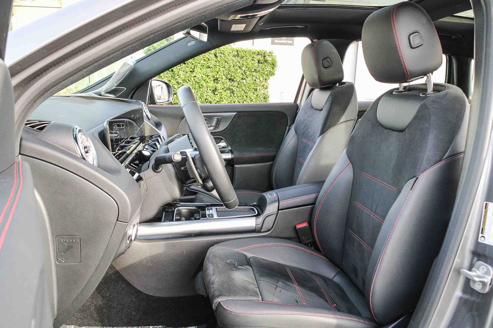 Certified 2025 Mercedes-Benz GLA 35 AMG 4MATIC image 21