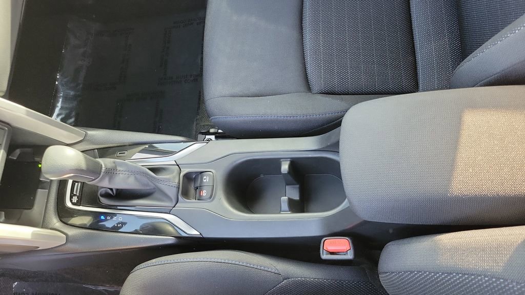 Used 2024 Toyota Corolla Cross SE image 18