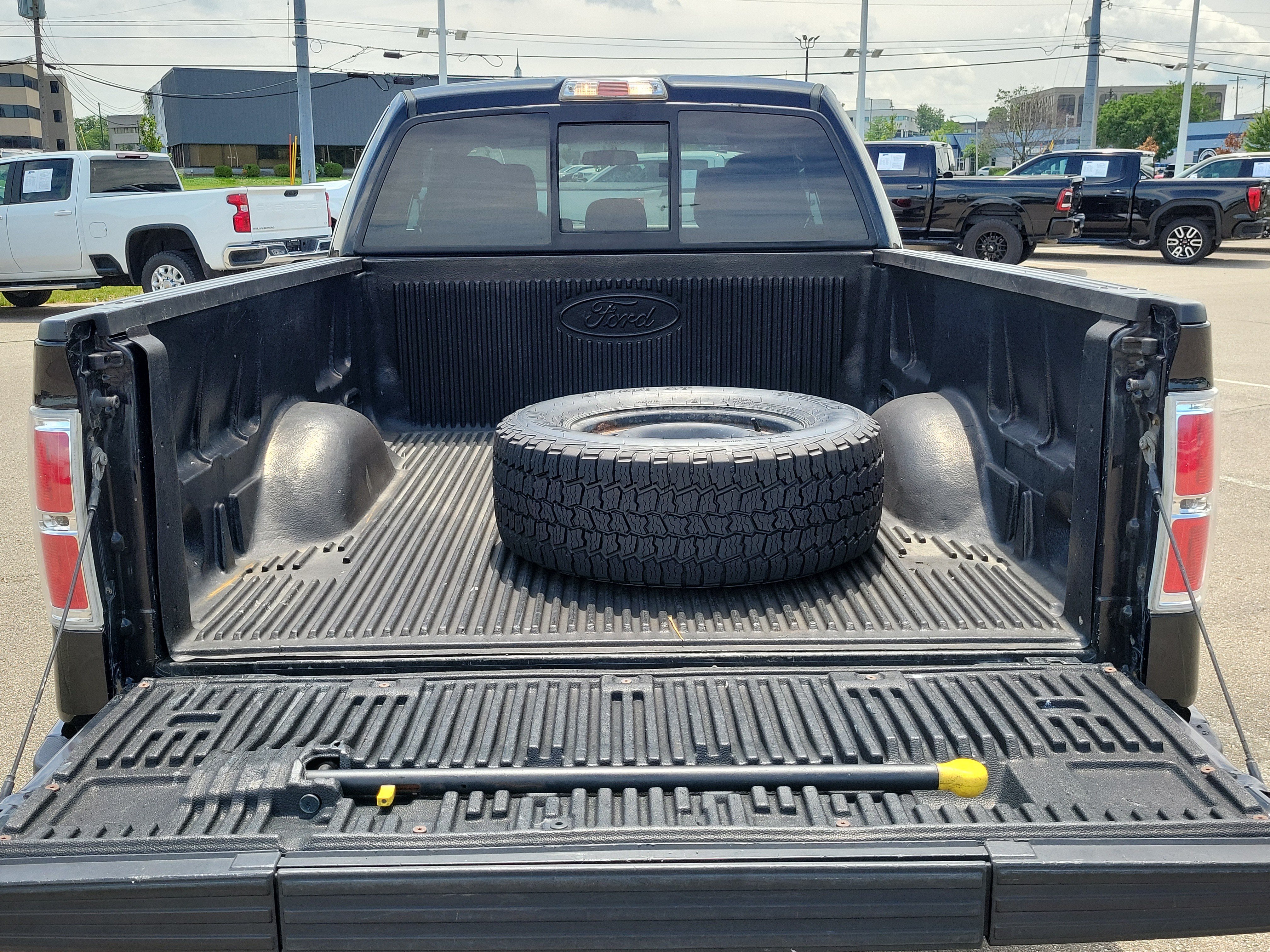 Used 2014 Ford F150 STX w/ Equipment Group 201A Mid RWD image 9