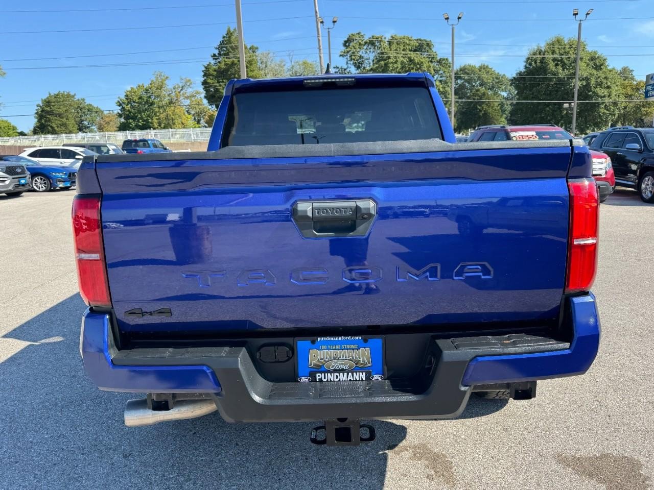 Used 2024 Toyota Tacoma TRD Off-Road image 4