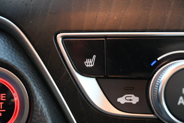 Used 2018 Honda Accord EX image 30