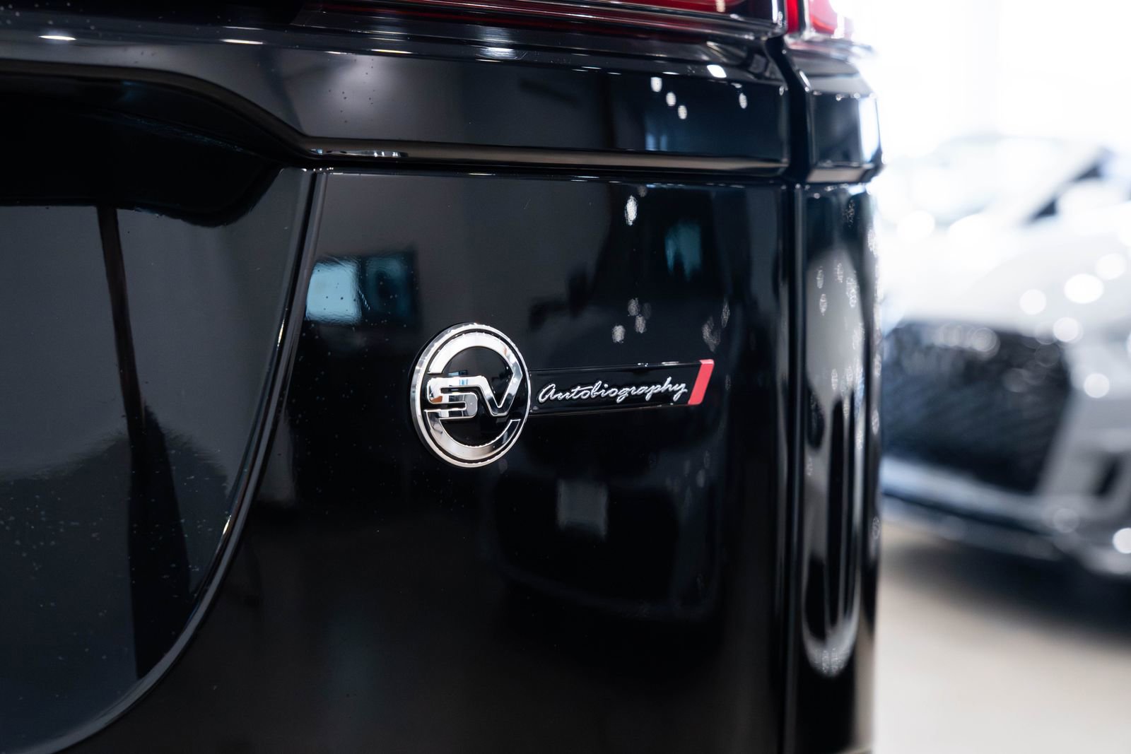 Used 2020 Land Rover Range Rover Velar SV Autobiography Dynamic image 7