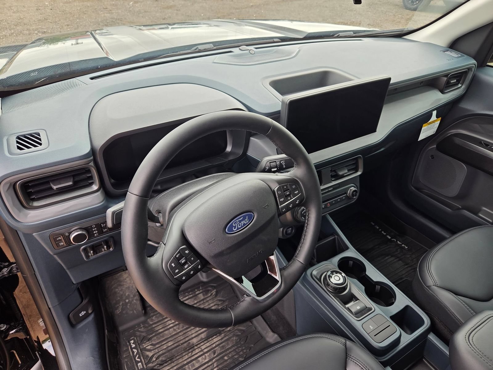 New 2026 Ford Maverick Lariat w/ Black Appearance Package AWD/4WD image 13