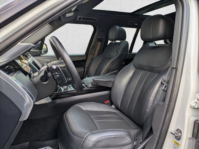 Used 2023 Land Rover Range Rover SE image 18