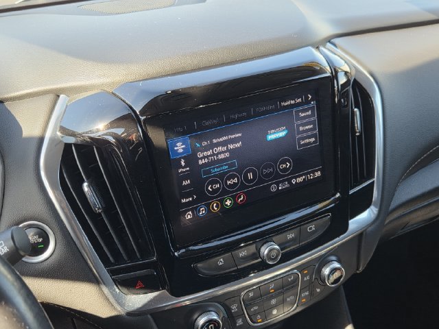 Used 2020 Chevrolet Traverse LT FWD image 30