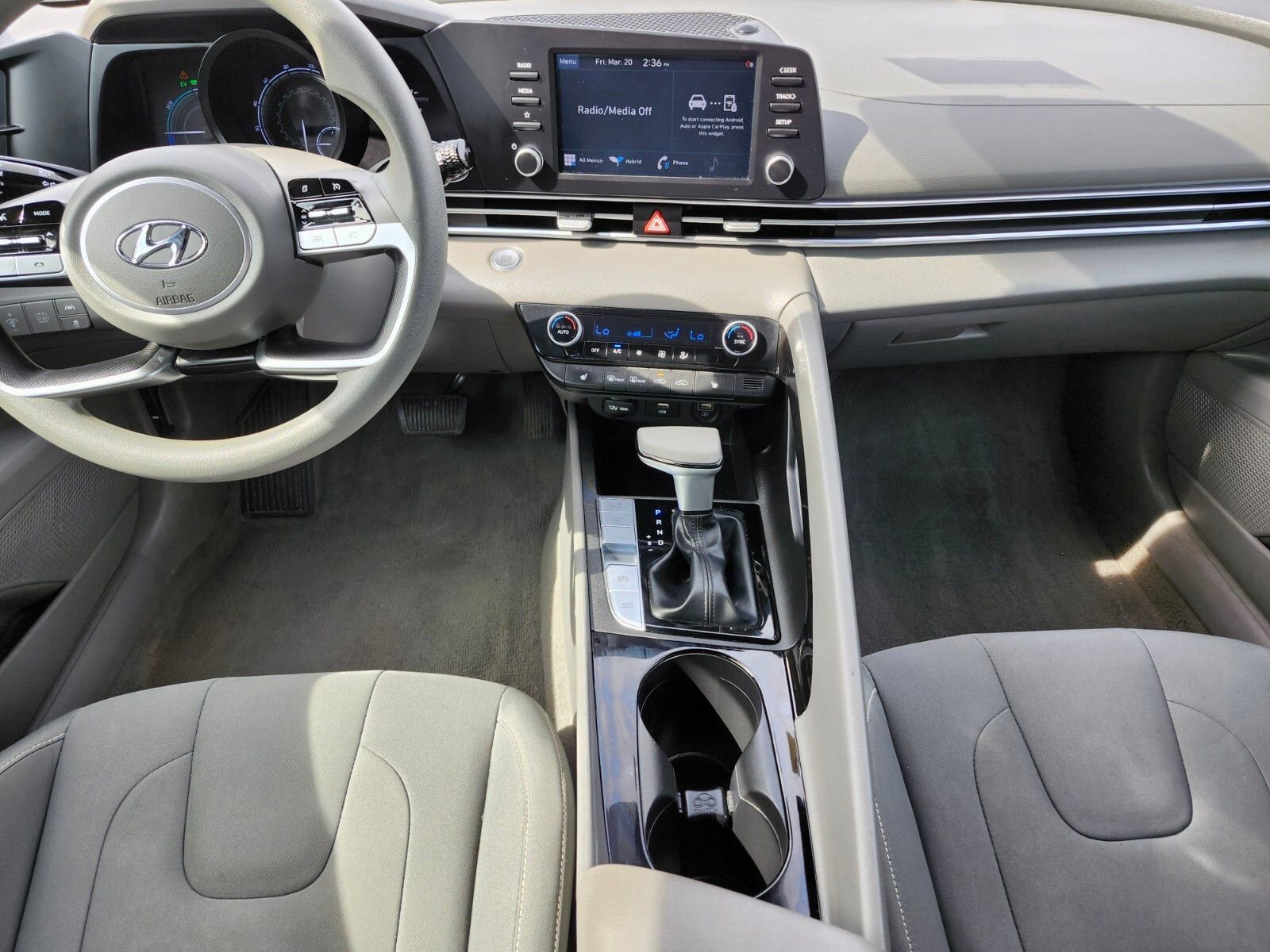 Used 2021 Hyundai Elantra Blue image 14