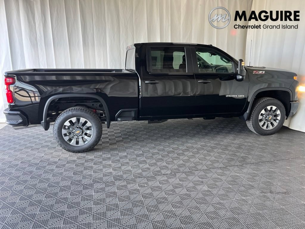 New 2026 Chevrolet Silverado 2500 Custom w/ Custom Value Package AWD/4WD image 2