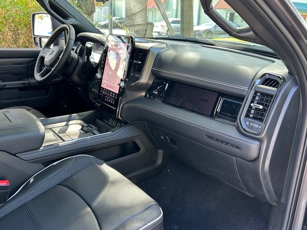 New 2026 RAM 3500 Limited AWD/4WD image 41