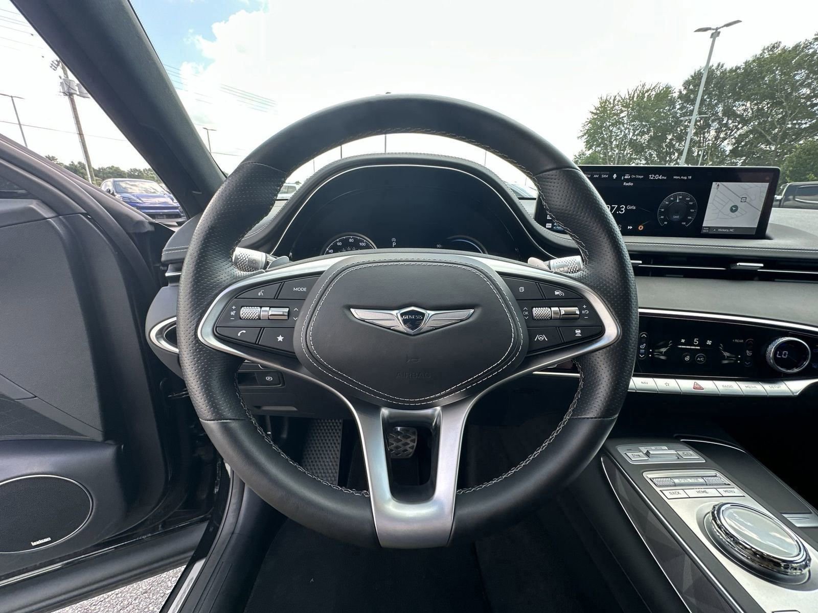 Used 2024 Genesis GV70 3.5T Sport w/ Sport Advanced Package image 20