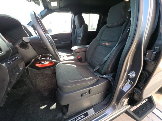 Used 2023 Nissan Frontier Pro-X w/ Technology Package RWD image 13
