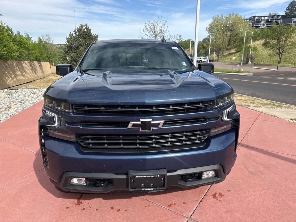 Used 2022 Chevrolet Silverado 1500 RST w/ Convenience Package II AWD/4WD image 2