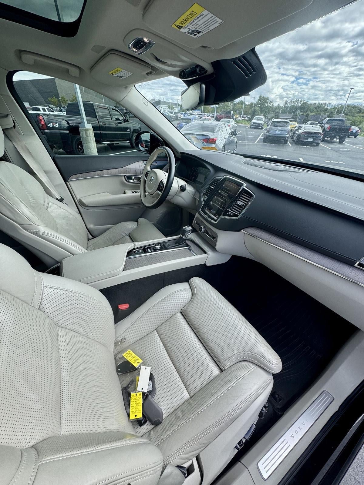 Used 2021 Volvo XC90 T6 Inscription w/ Advanced Package AWD/4WD image 19