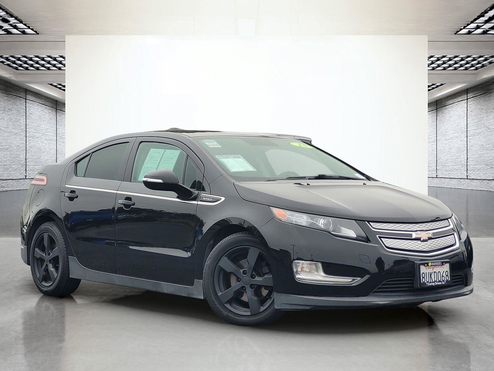 Used 2015 Chevrolet Volt Premium w/ Premium Trim Package FWD image 2