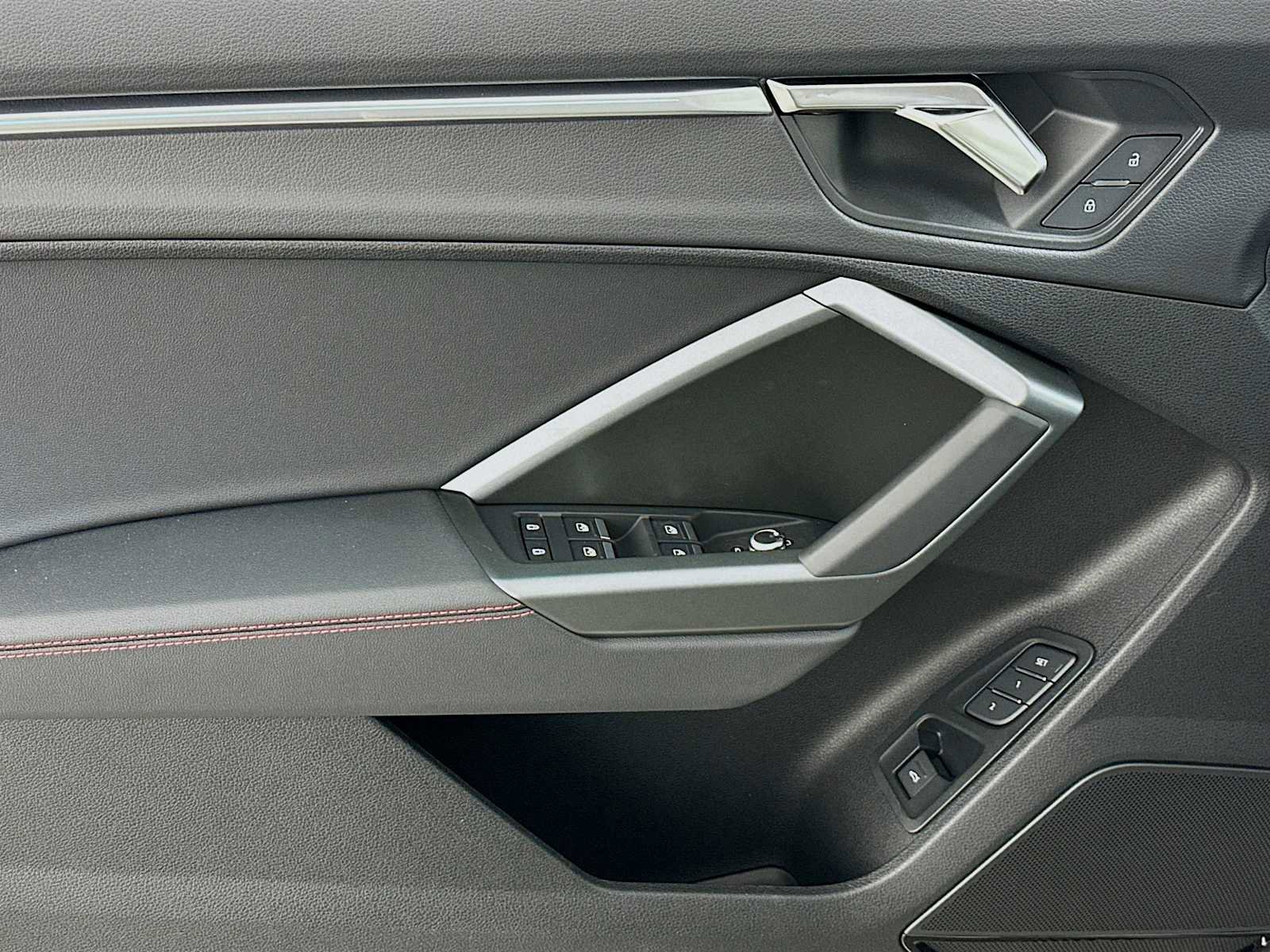 New 2025 Audi Q3 2.0T Premium Plus image 16