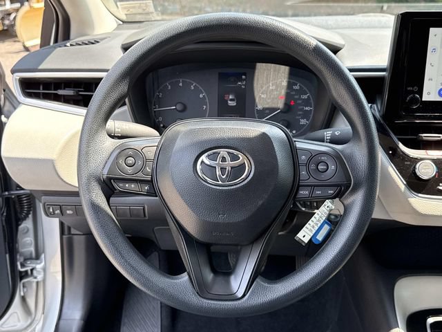 Certified 2025 Toyota Corolla LE FWD image 18