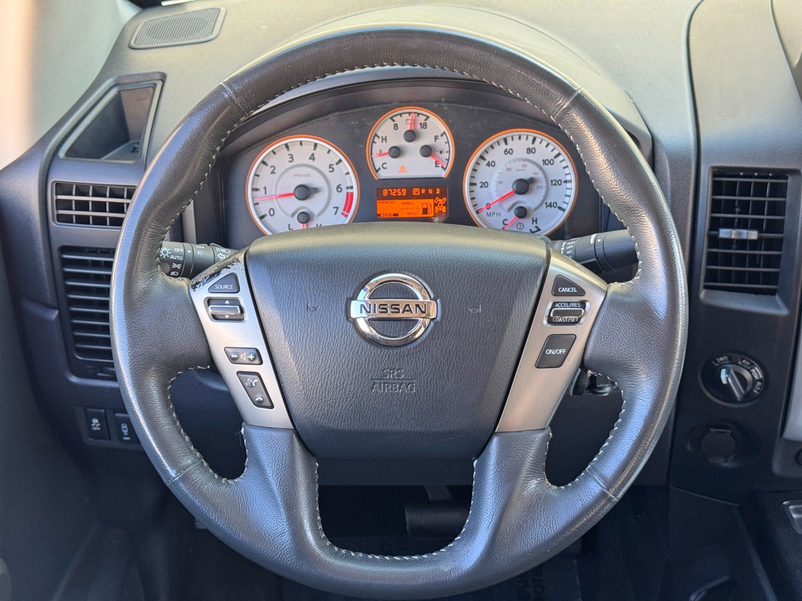 Used 2015 Nissan Titan PRO-4X AWD/4WD image 18
