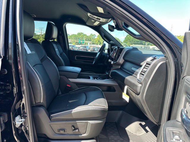 New 2026 RAM 3500 Laramie AWD/4WD image 49