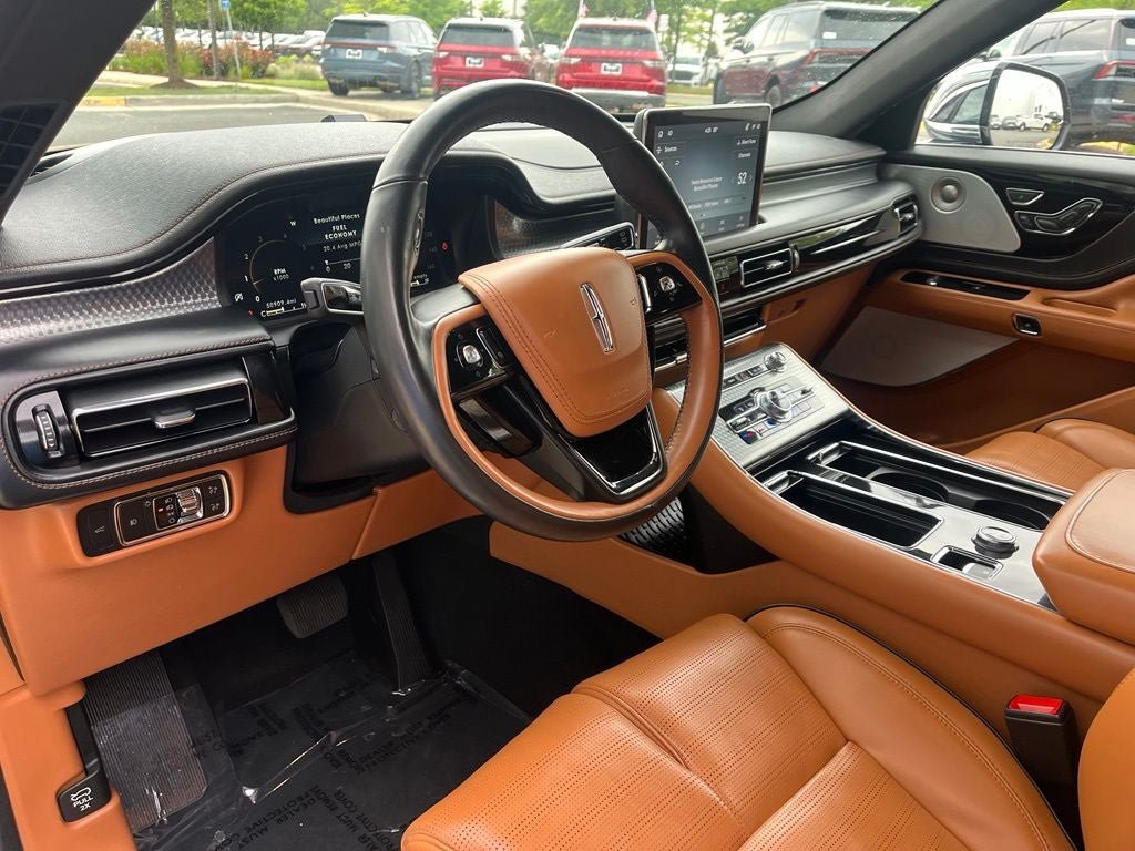Certified 2022 Lincoln Aviator Black Label w/ Dynamic Handling Package AWD/4WD image 27