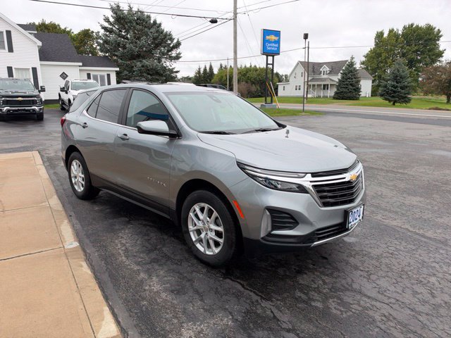 Used 2024 Chevrolet Equinox LT w/ LPO, Floor Liner Package AWD/4WD image 5