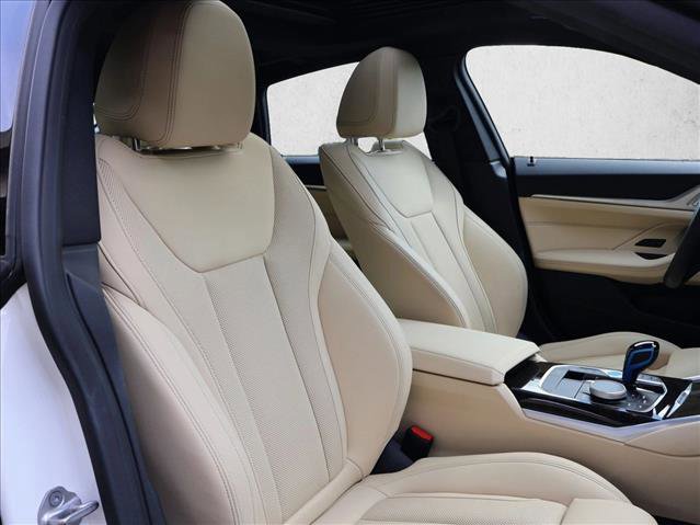 Used 2023 BMW i4 eDrive35 image 28