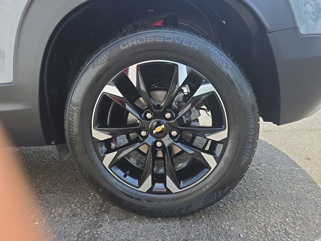 Used 2022 Chevrolet TrailBlazer LT FWD image 32