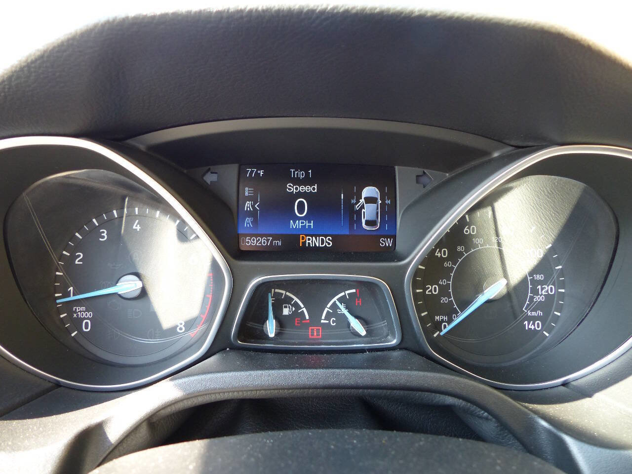 Used 2018 Ford Focus Titanium w/ Titanium Technology Package FWD image 30