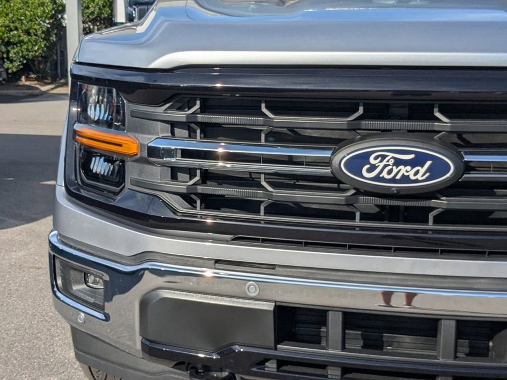 New 2025 Ford F150 XLT w/ Equipment Group 302A MID image 10