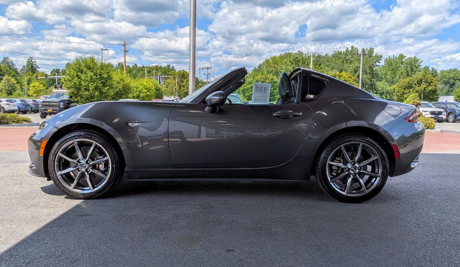 Used 2021 MAZDA MX-5 Miata RF Grand Touring RWD image 7