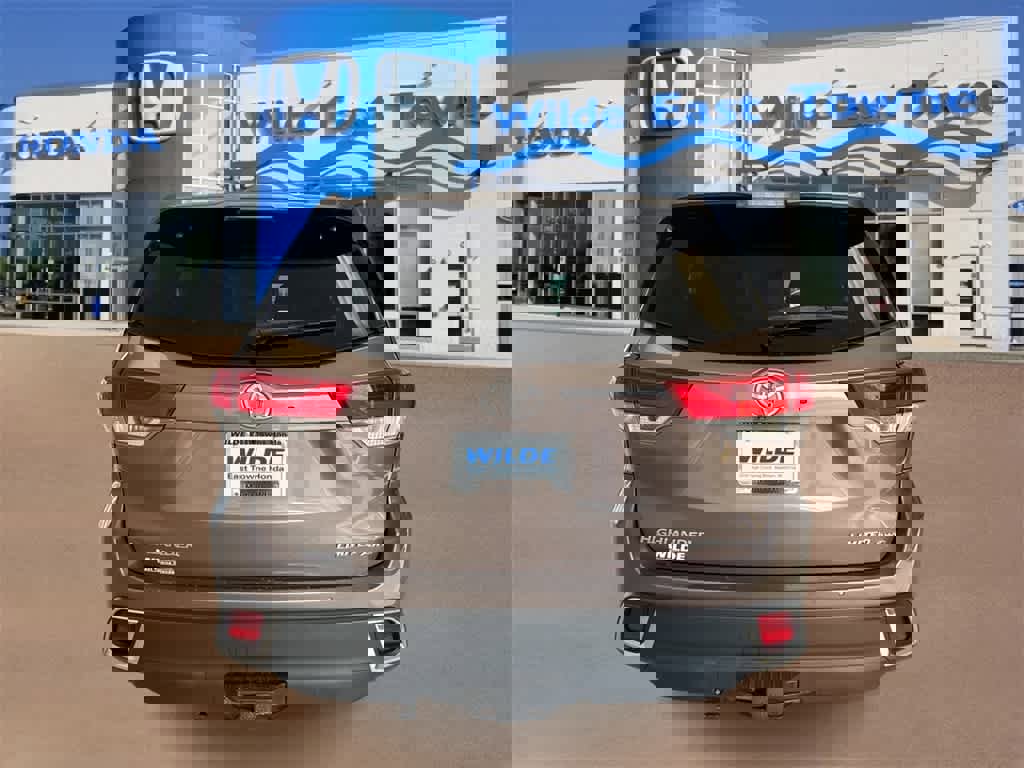 Used 2018 Toyota Highlander Limited image 7