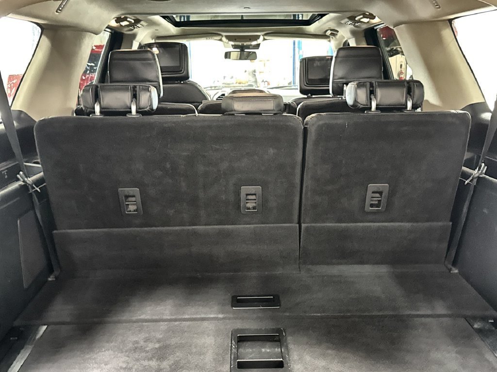 Used 2019 Ford Expedition Max Platinum AWD/4WD image 30