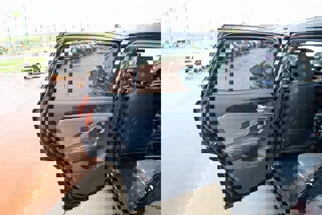 New 2026 Volkswagen Tiguan SEL R-Line image 12