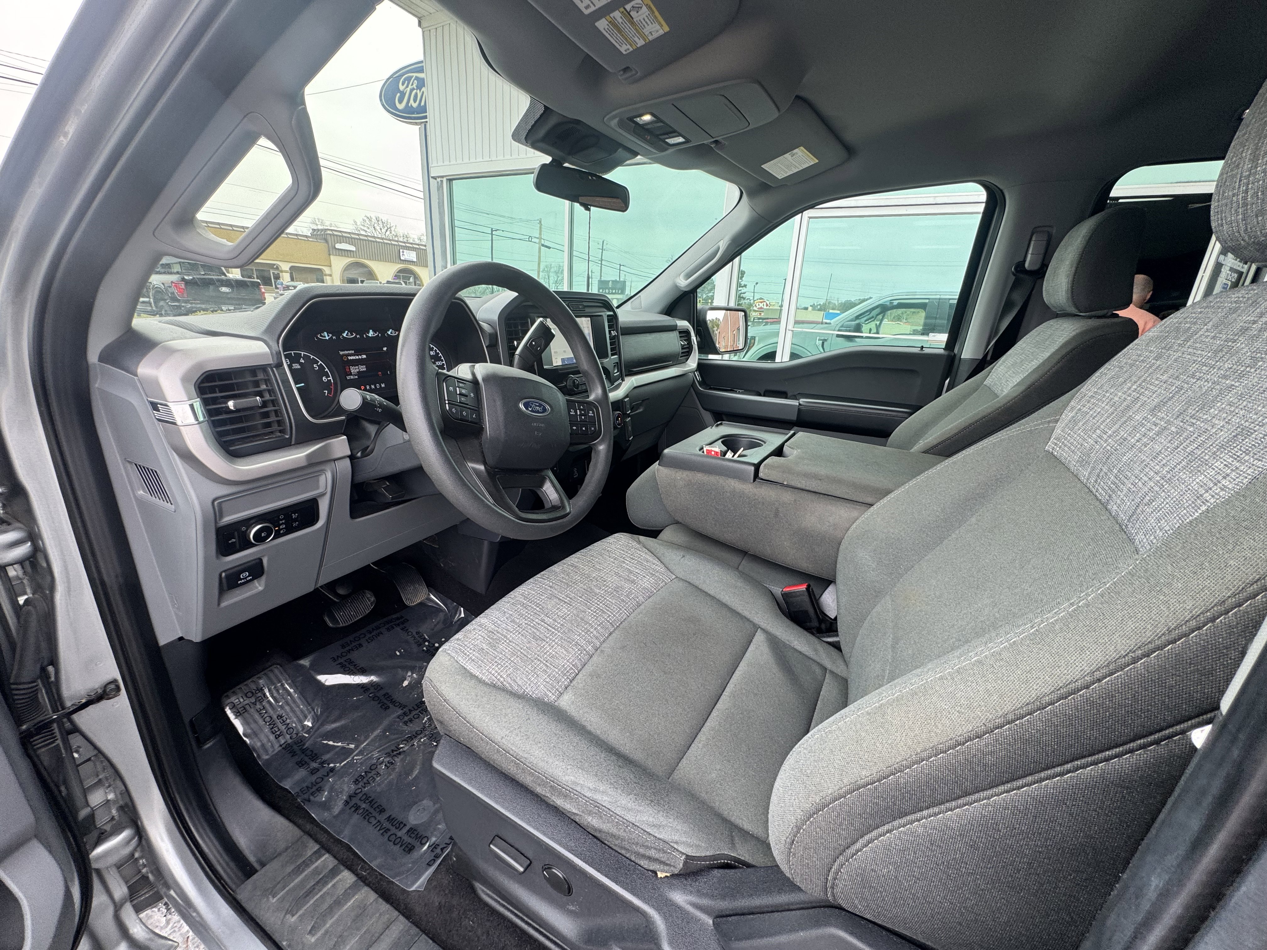 Used 2023 Ford F150 XLT AWD/4WD image 6