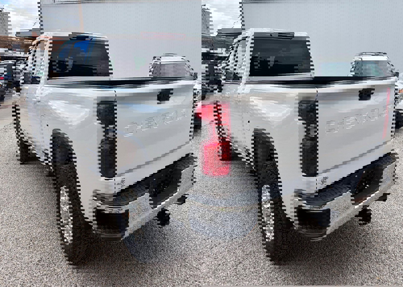 Used 2024 Chevrolet Silverado 2500 LT w/ Z71 Off-Road Package image 12