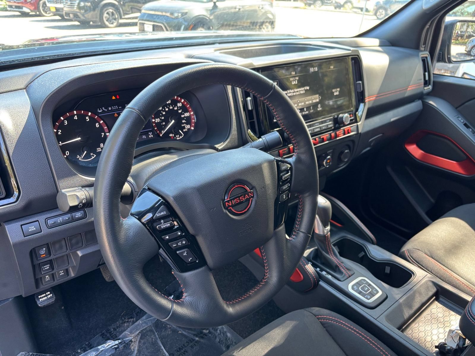 Used 2026 Nissan Frontier PRO-4X AWD/4WD image 33