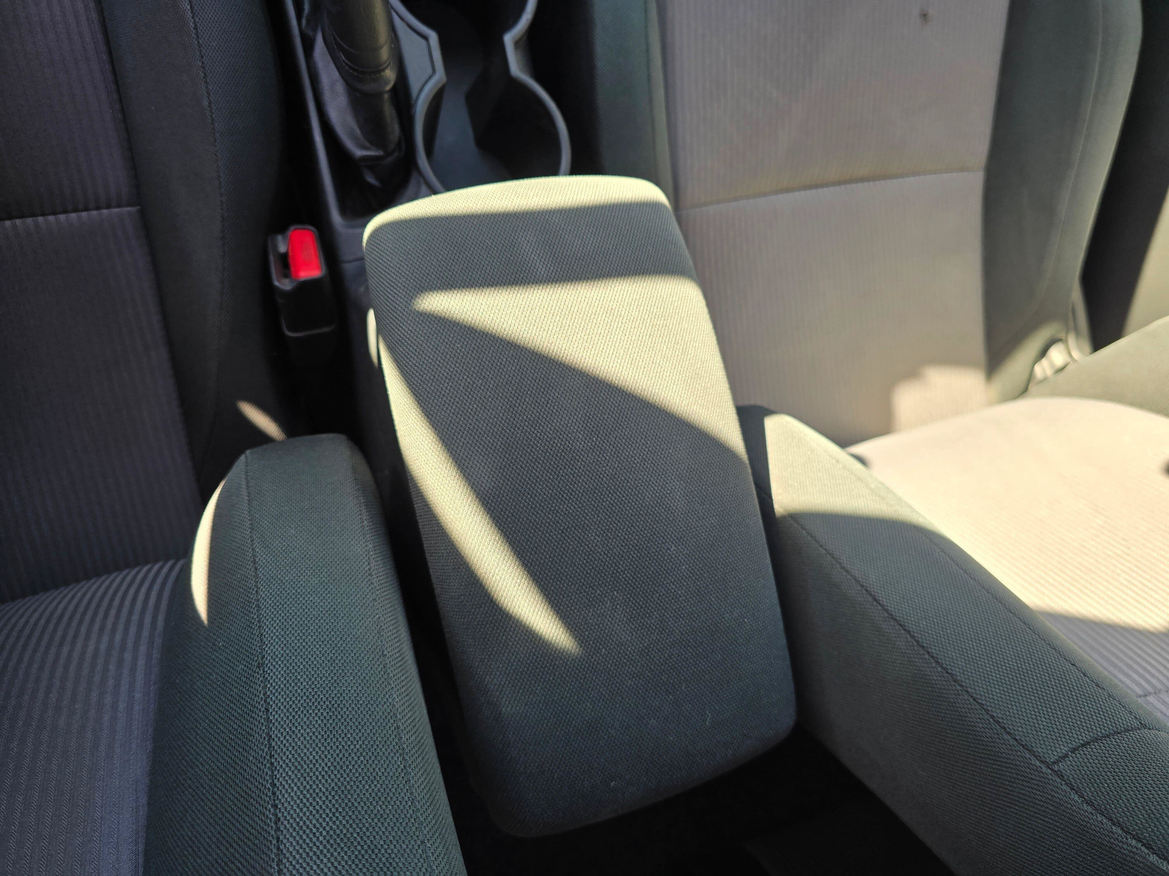 Used 2015 Scion tC FWD image 23