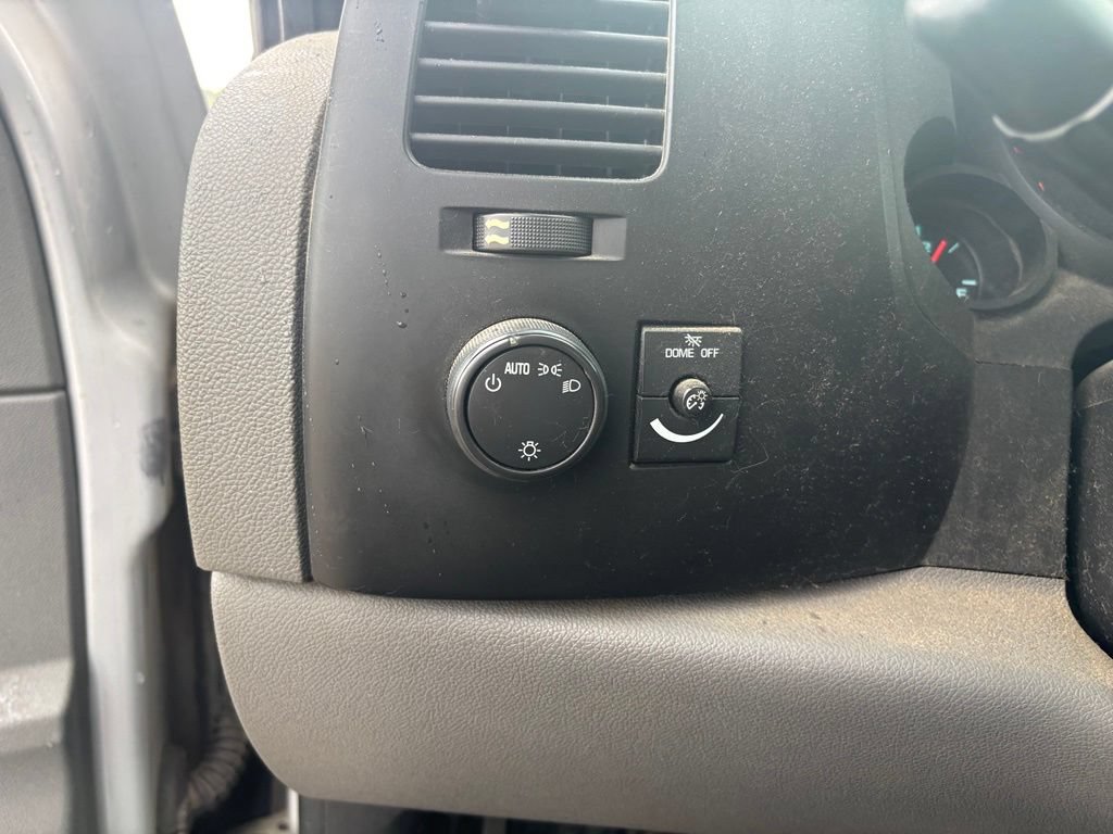 Used 2011 GMC Sierra 1500 W/T RWD image 12