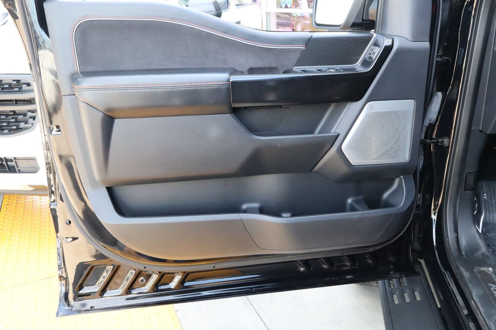 Used 2024 Ford F150 Raptor w/ Equipment Group 803A Raptor R AWD/4WD image 20