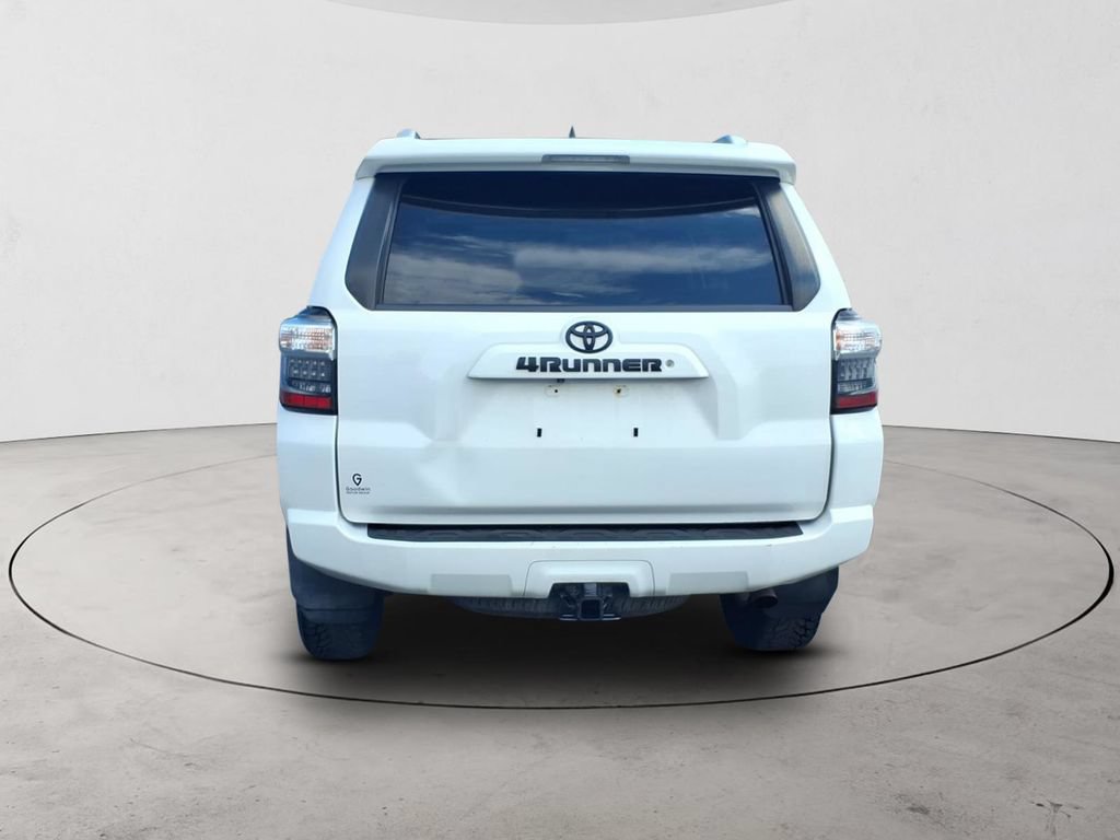 Used 2018 Toyota 4Runner SR5 Premium AWD/4WD image 6