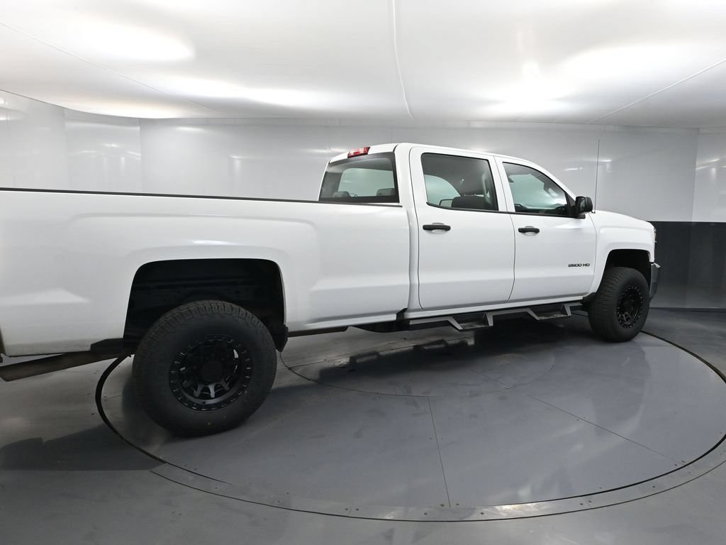 Used 2018 Chevrolet Silverado 2500 W/T RWD image 4